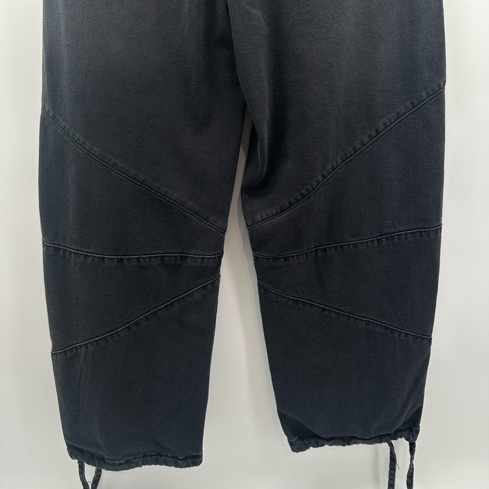 Madden NYC Barrel Jeans Womens 8 Black Denim Tapered Leg Cropped Mid Rise - Picture 4 of 10